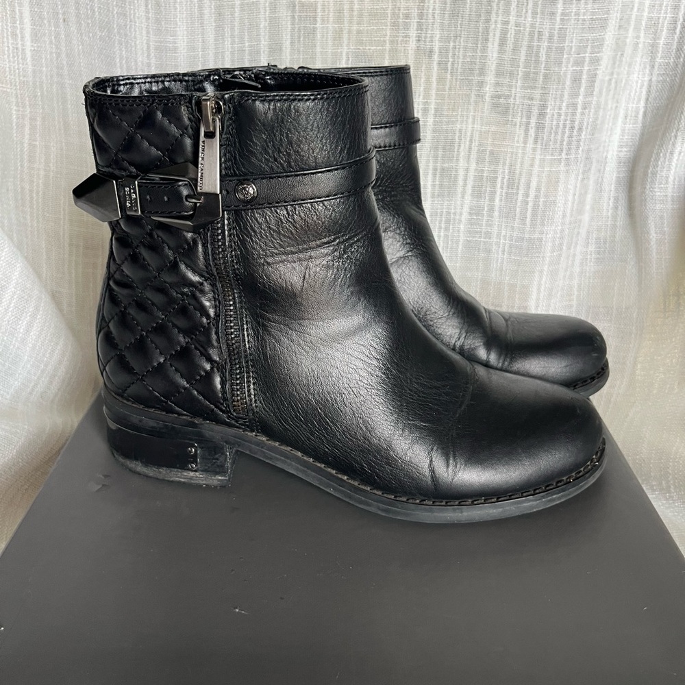 Vince Camuto “Winter” Black Quilted Leather Booties with Side Zip & Buckle Sz 7